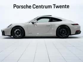 Porsche 911 (2024) thumbnail 5