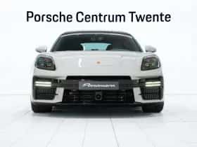 Porsche Panamera (2024) thumbnail 2