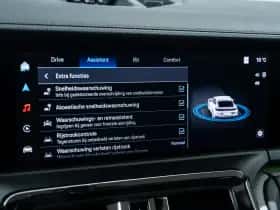 Porsche Panamera (2024) thumbnail 46