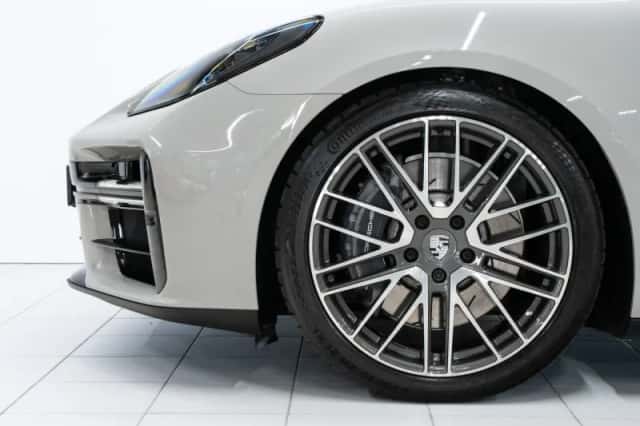 Porsche Panamera (2024) thumbnail 6