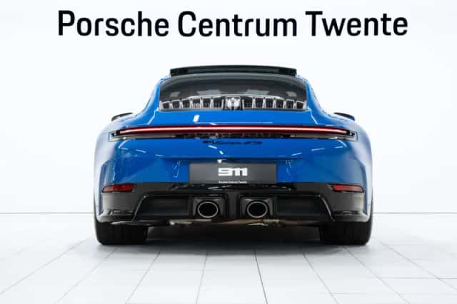 Porsche 911 (2026) thumbnail 4