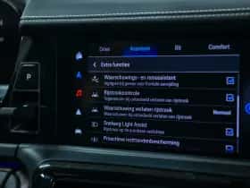 Porsche Panamera (2024) thumbnail 35