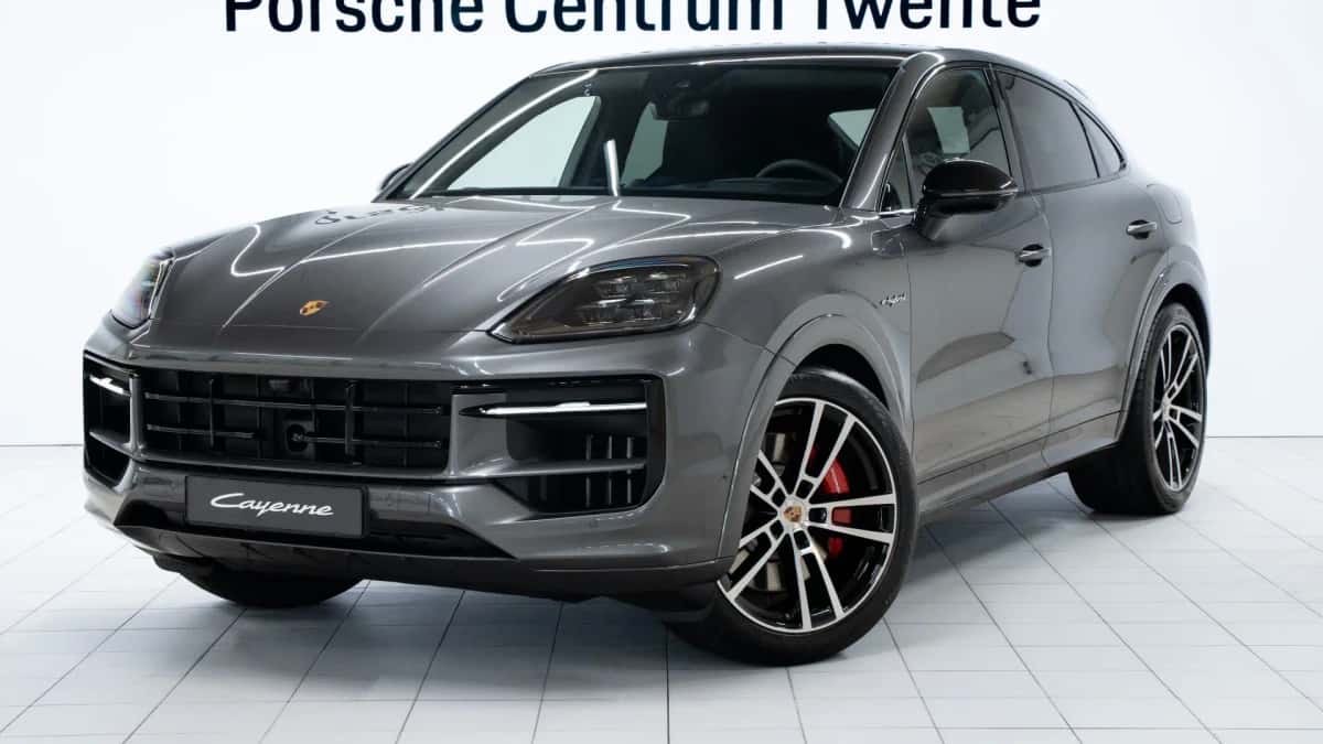 Porsche Cayenne (2025) — foto 1