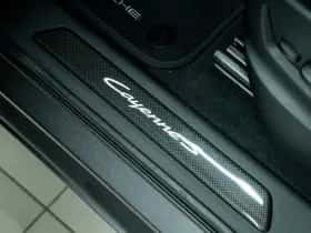 Porsche Cayenne (2025) thumbnail 24