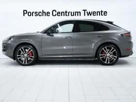 Porsche Cayenne (2025) thumbnail 5