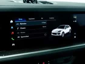 Porsche Cayenne (2025) thumbnail 42