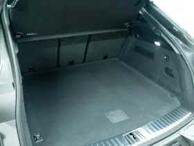Porsche Cayenne (2025) thumbnail 50