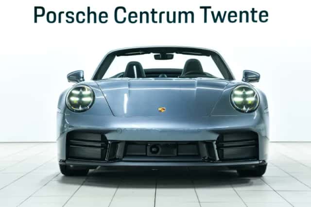 Porsche 911 (2026) thumbnail 2