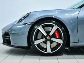 Porsche 911 (2026) thumbnail 6