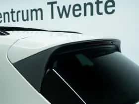 Porsche Cayenne (2025) thumbnail 16