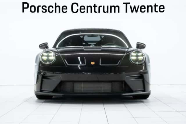 Porsche 911 (2026) thumbnail 2