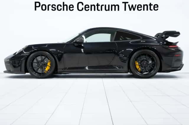 Porsche 911 (2026) thumbnail 5