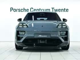 Porsche Macan (2025) thumbnail 2