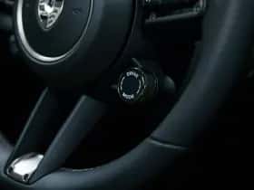 Porsche Macan (2025) thumbnail 38