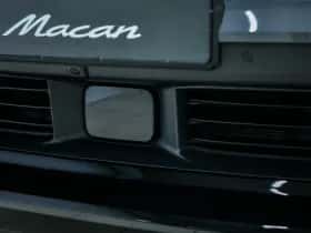 Porsche Macan (2025) thumbnail 10
