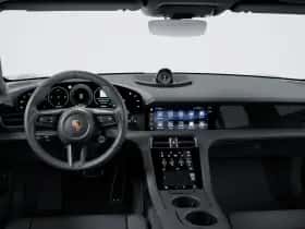 Porsche Taycan (0) thumbnail 5