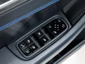 Porsche Panamera (2019) thumbnail 31