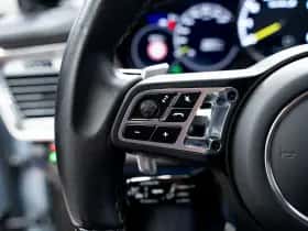 Porsche Panamera (2019) thumbnail 44