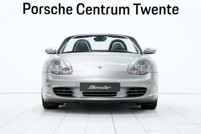 Porsche Boxster (2004) thumbnail 2