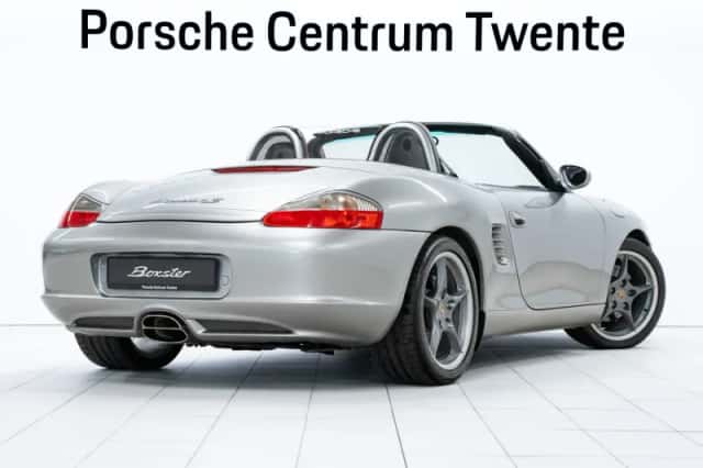 Porsche Boxster (2004) thumbnail 3