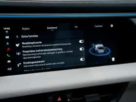 Porsche Macan (2025) thumbnail 42