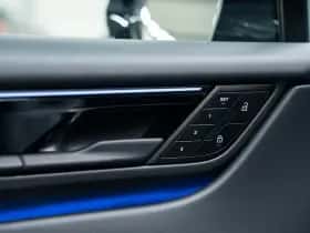 Porsche Macan (2025) thumbnail 26