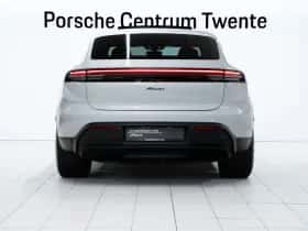 Porsche Macan (2025) thumbnail 4