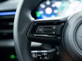 Porsche Macan (2025) thumbnail 35
