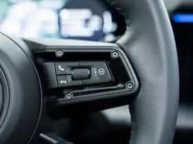 Porsche Macan (2025) thumbnail 36