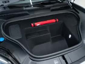 Porsche Macan (2025) thumbnail 50