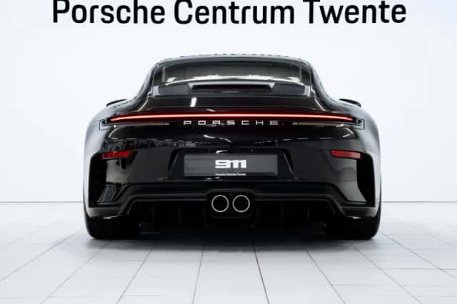 Porsche 911 (2026) thumbnail 4