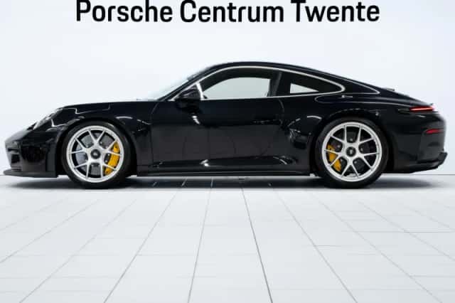 Porsche 911 (2026) thumbnail 5