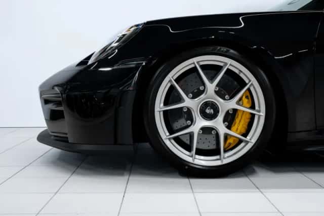 Porsche 911 (2026) thumbnail 6