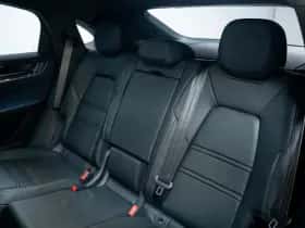Porsche Cayenne (0) thumbnail 30