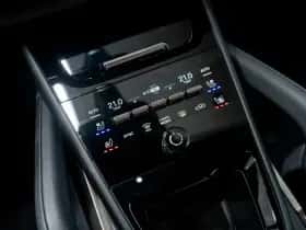 Porsche Cayenne (0) thumbnail 45