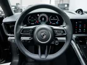 Porsche Panamera (2025) thumbnail 21