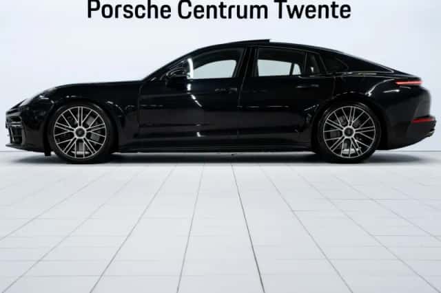 Porsche Panamera (2025) thumbnail 5