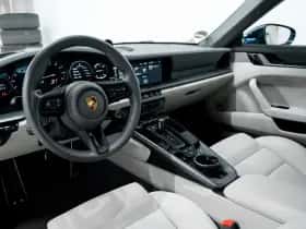 Porsche 911 (2021) thumbnail 19