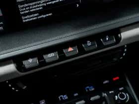 Porsche 911 (2021) thumbnail 38