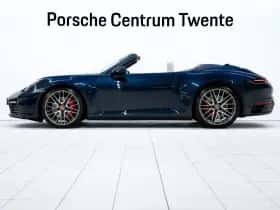 Porsche 911 (2021) thumbnail 5