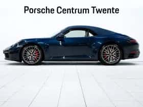Porsche 911 (2021) thumbnail 6