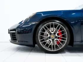 Porsche 911 (2021) thumbnail 7