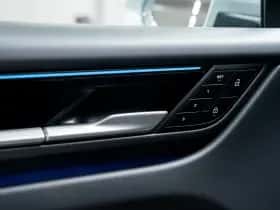 Porsche Macan (2026) thumbnail 24