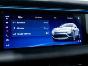 Porsche Macan (2026) thumbnail 38