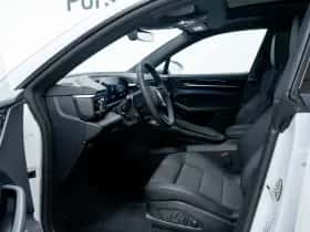 Porsche Macan (2026) thumbnail 8