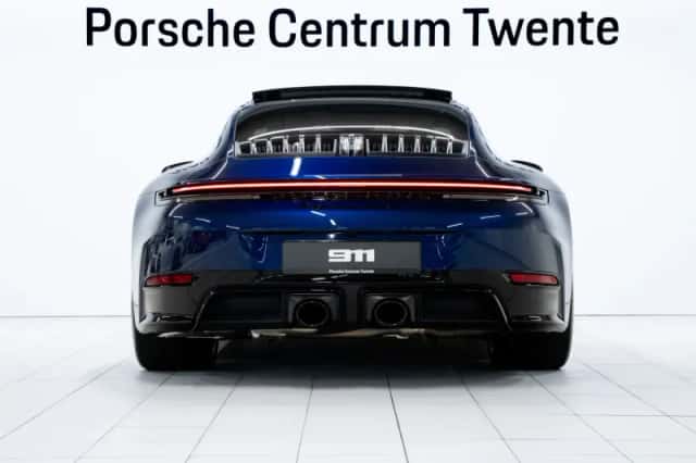Porsche 911 (2026) thumbnail 4