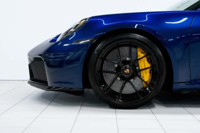 Porsche 911 (2026) thumbnail 6