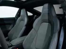 Porsche 911 (2026) thumbnail 8