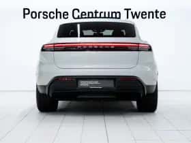 Porsche Macan (2026) thumbnail 4
