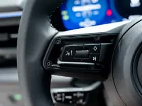 Porsche Macan (2026) thumbnail 32